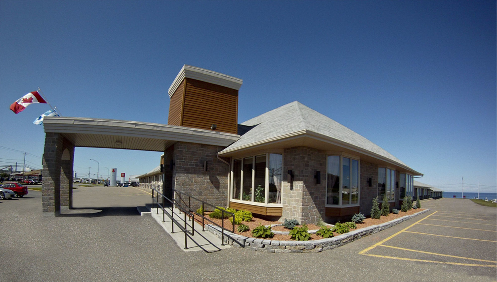 Hotel Motel La Vigie Matane Exterior photo